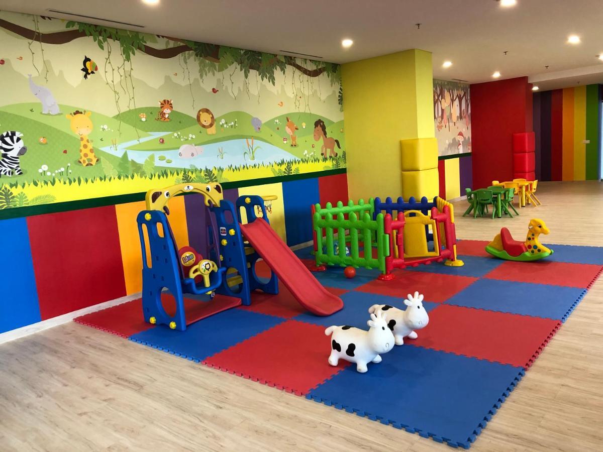 ג'קרטה Gold Coast Pik Sea View Apartments By Longesuites מראה חיצוני תמונה
