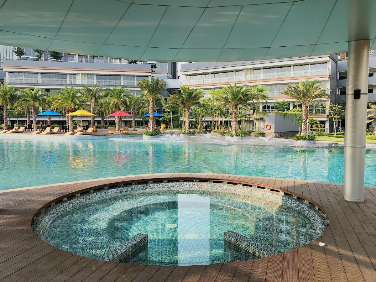 ג'קרטה Gold Coast Pik Sea View Apartments By Longesuites מראה חיצוני תמונה